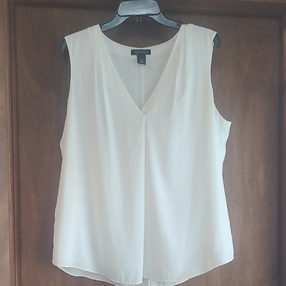 White House Black Market Cream Sleeveless Blouse